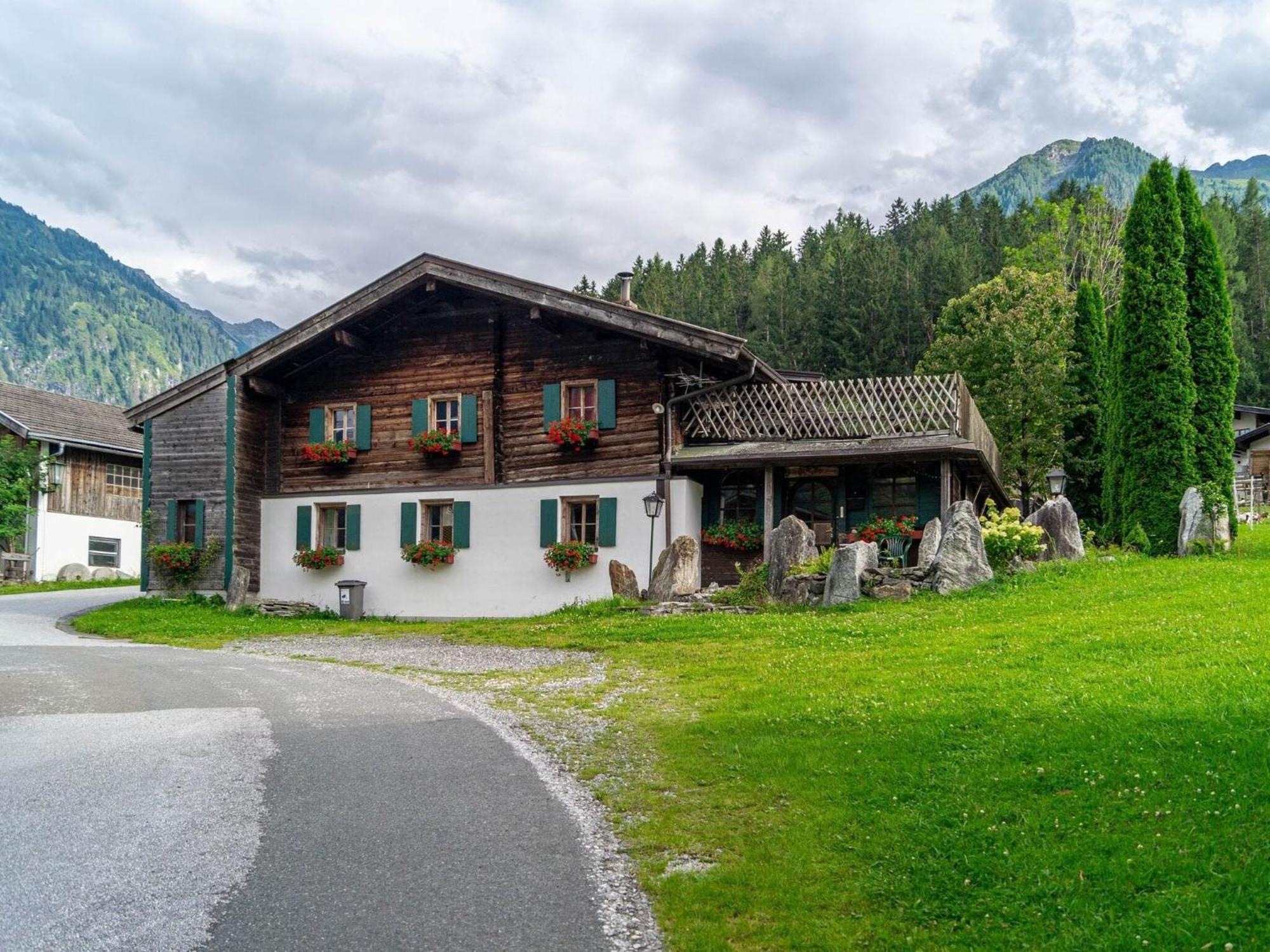 Rustic Farmhouse With Sauna In Bramberg Neukirchen am Großvenediger Exterior foto